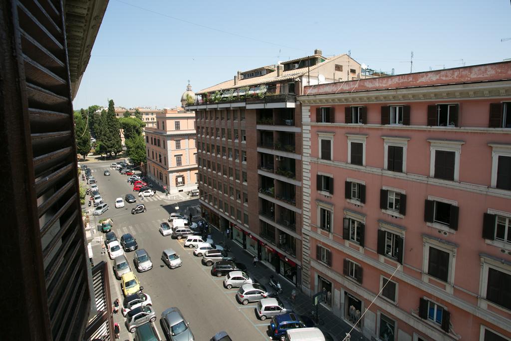 Apartment Near The Vatican Рим Екстер'єр фото